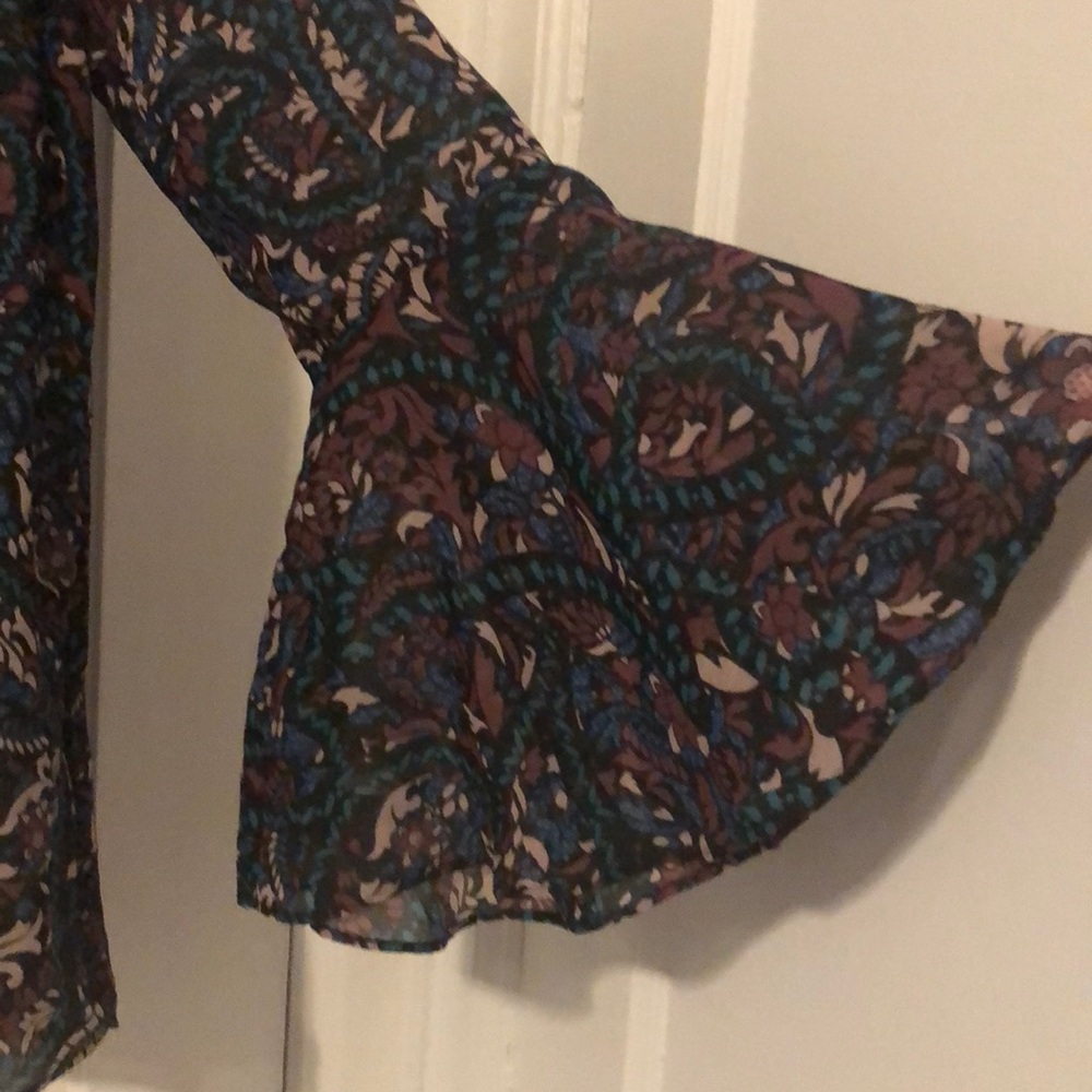 Top - Picture 2 of 3